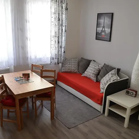 Agata Lejlighed Abertamy